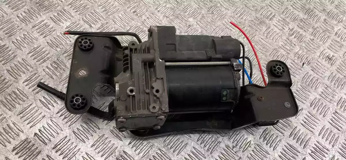 Компрессор пневмоподвески к BMW X5 2009