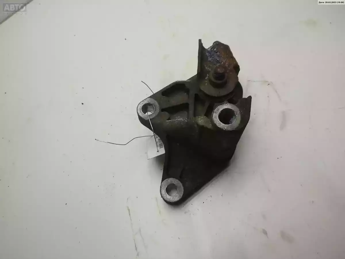 Кронштейн КПП к Ford Focus 2007