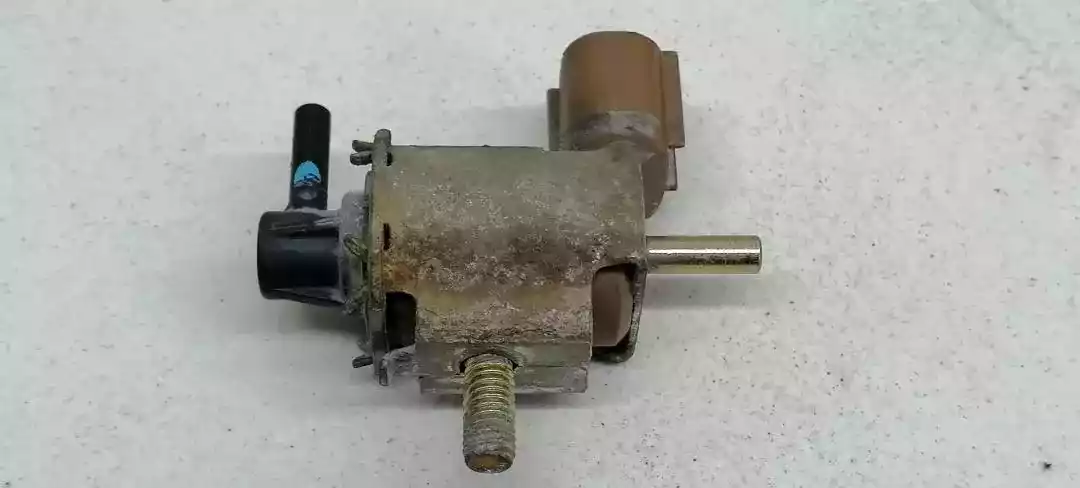 Нагнетатель воздуха (компрессор) к Mitsubishi Colt 1998