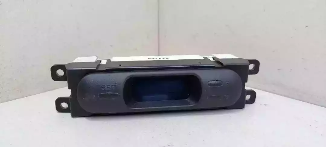 Часы к Mitsubishi Colt 1998