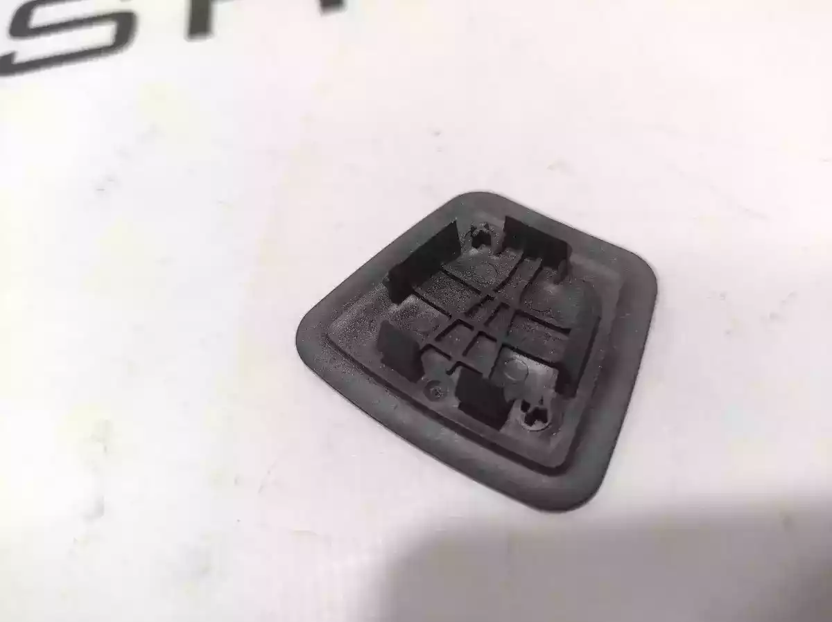 Заглушка к Tesla Model 3 2018