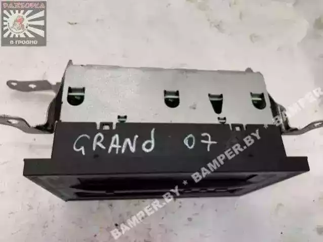 Дисплей к Mitsubishi Grandis 2007