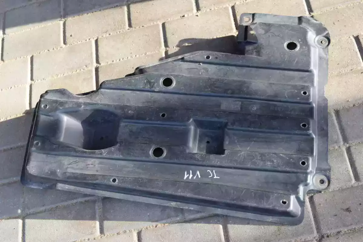Защита днища к Toyota Corolla Verso 2006