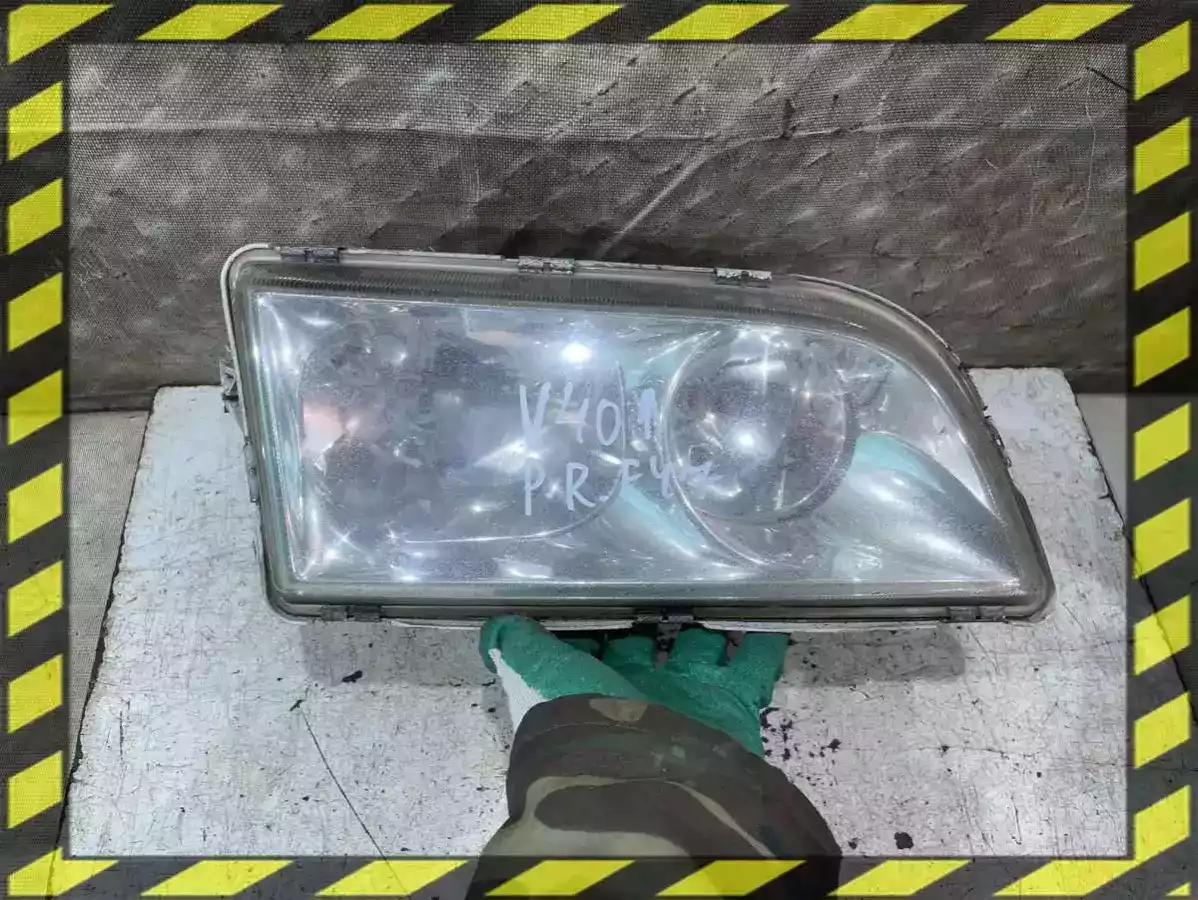 Фара правая к Volvo S40 2001