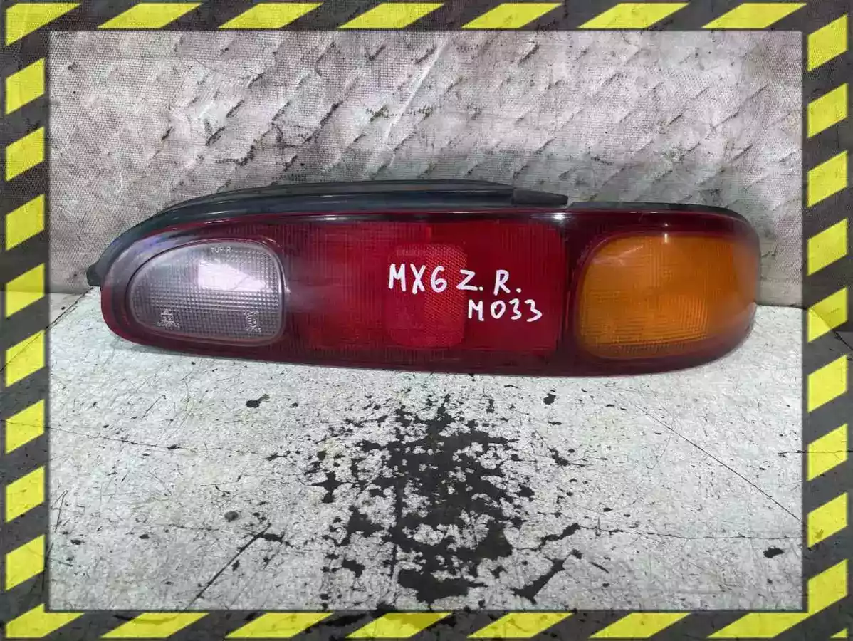 Фонарь задний правый к Mazda MX-6 1996