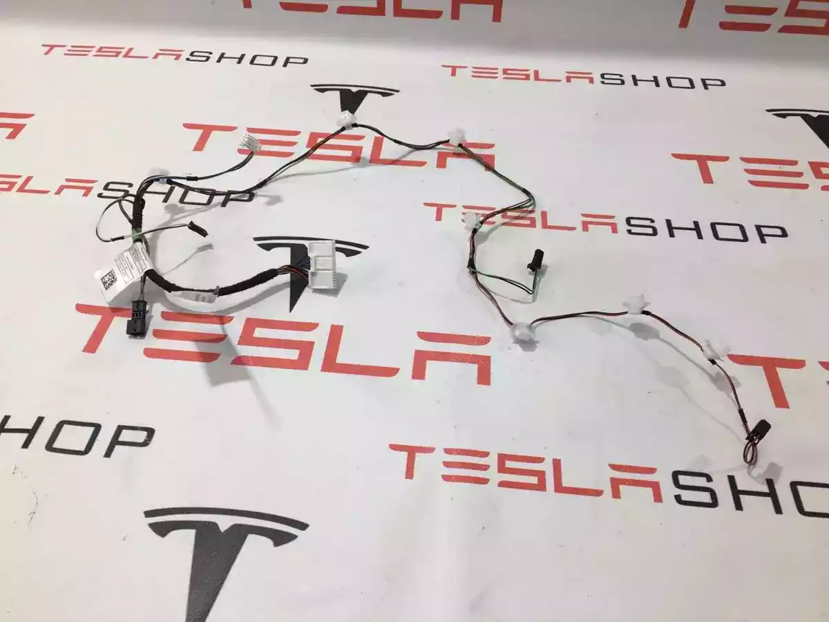 Проводка двери к Tesla Model X 2017