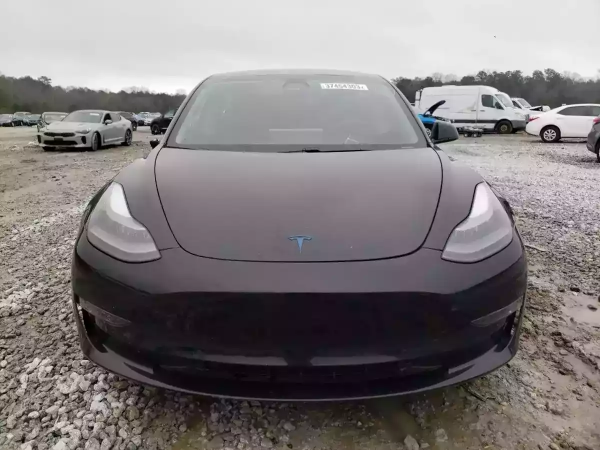 Tesla Model 3 I, 2021