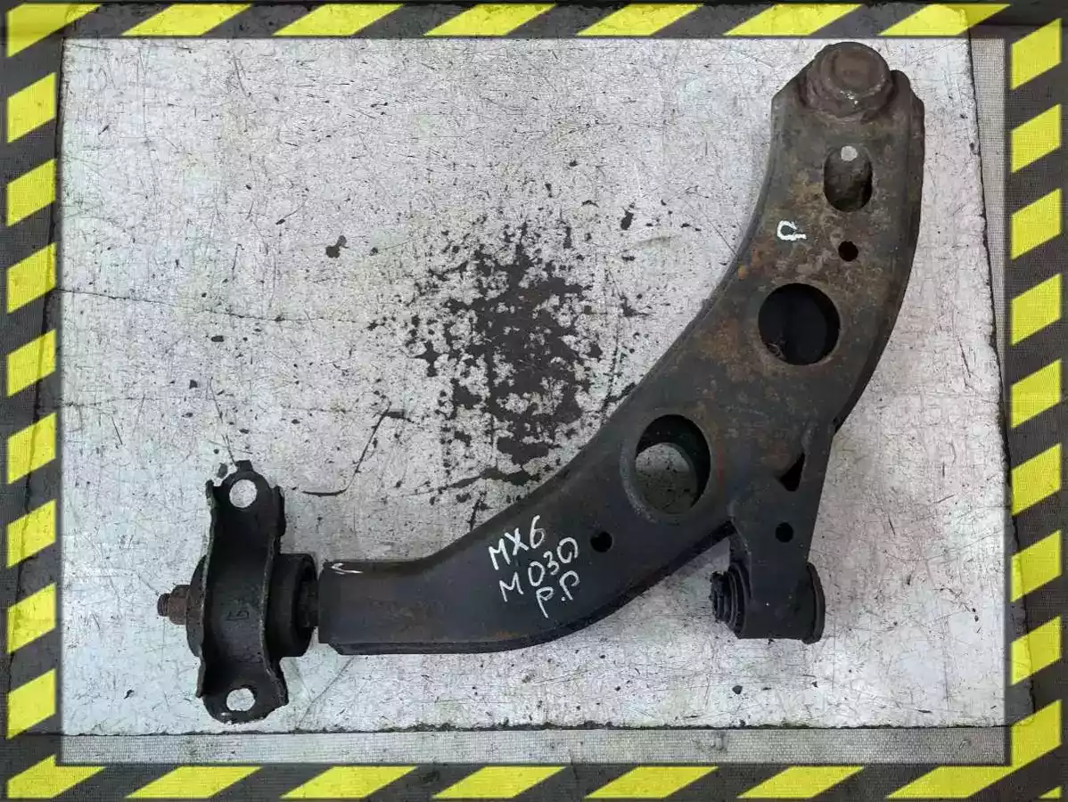 Рычаг передний правый к Mazda MX-6 1996