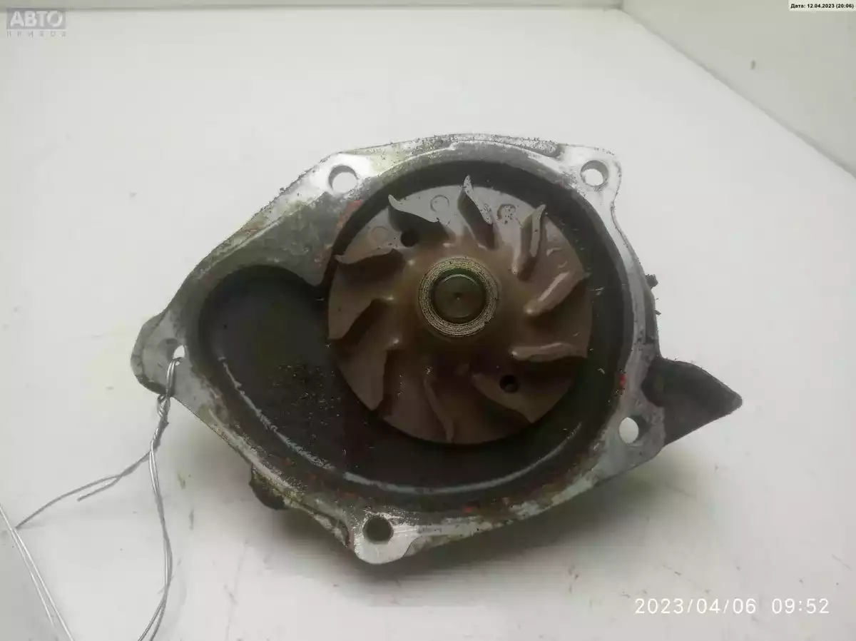 Помпа к Renault Master 2002