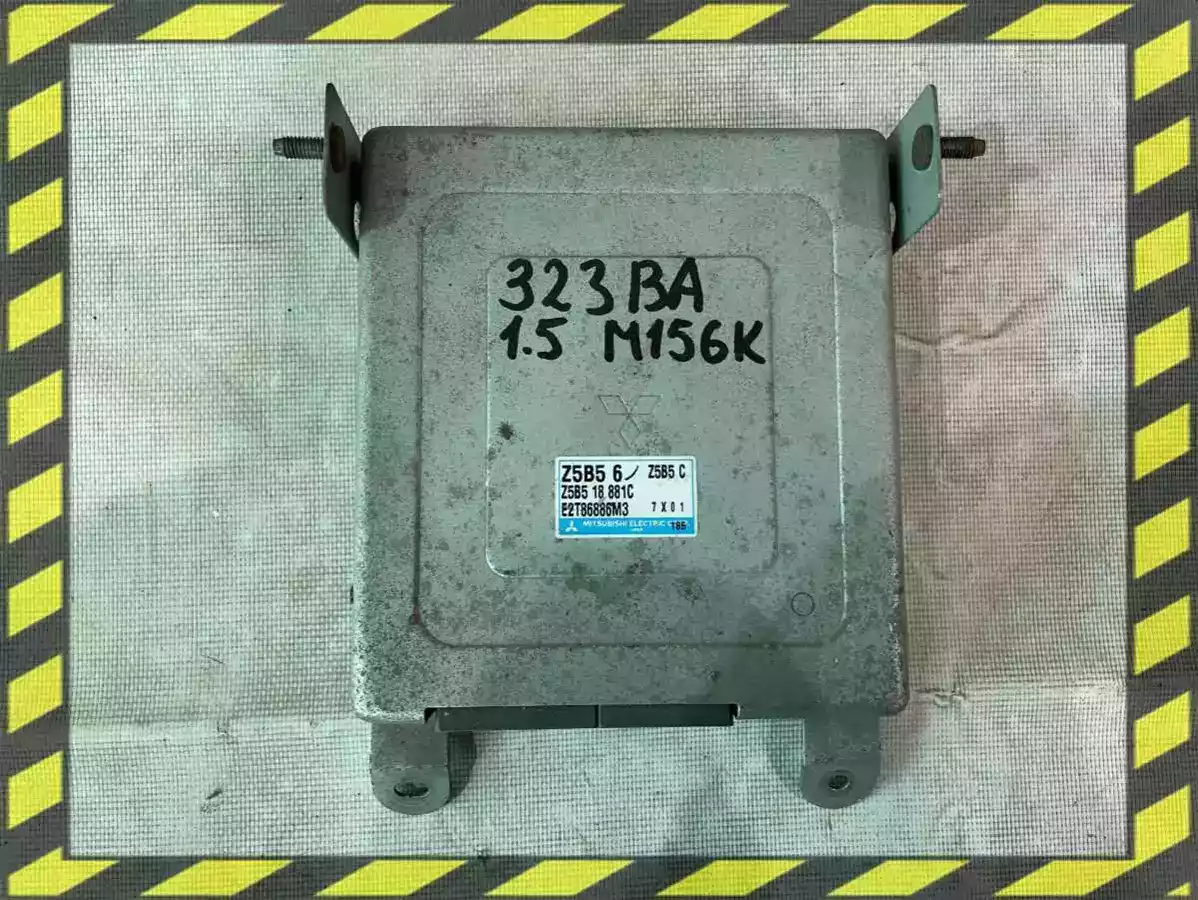 Блок управления двигателем к Mazda 323 1996