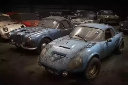 Секретная коллекция из 230 раритетных автомобилей выставлена на аукцион