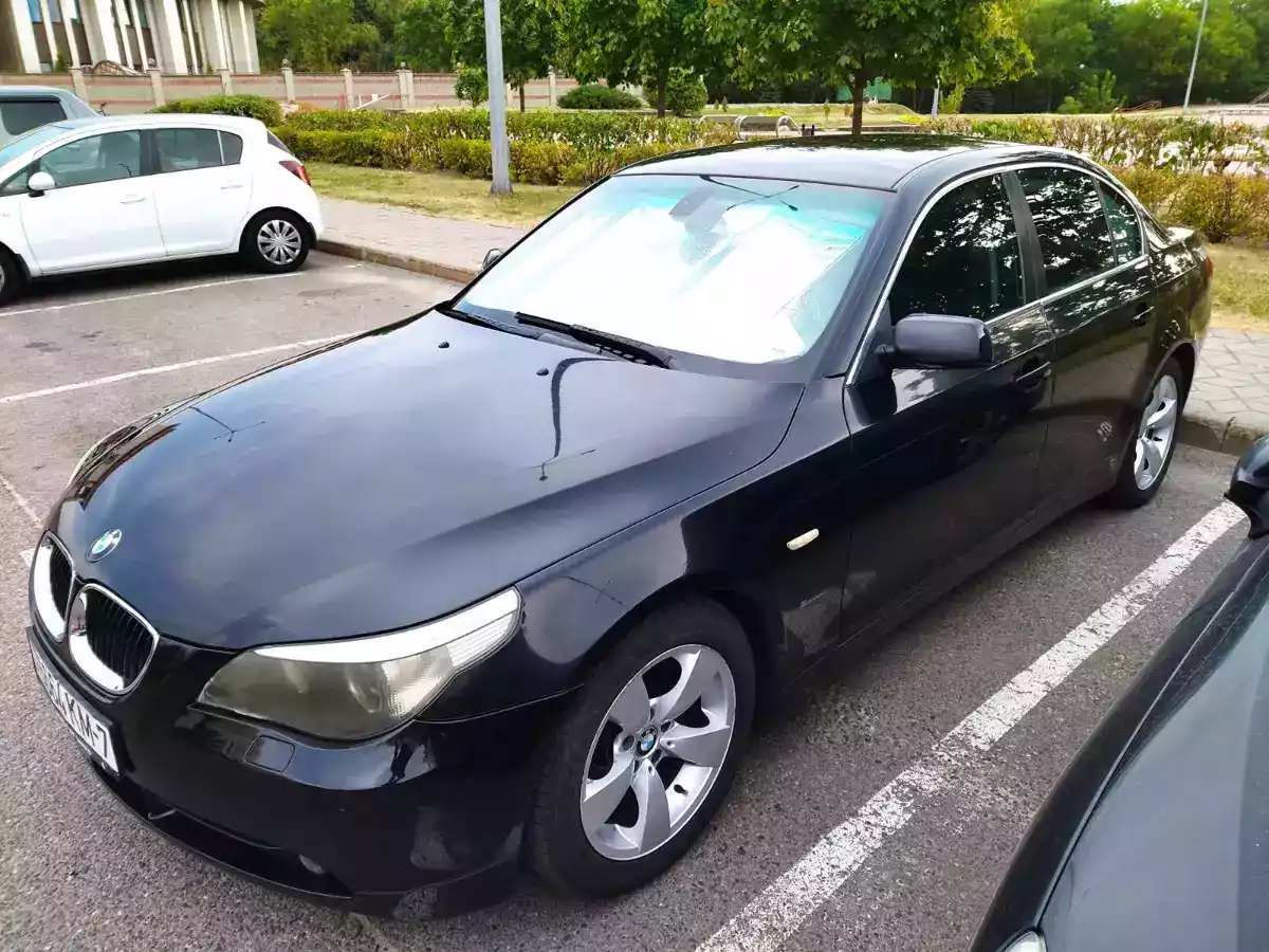 BMW 5 series V (E60/E61), 2004