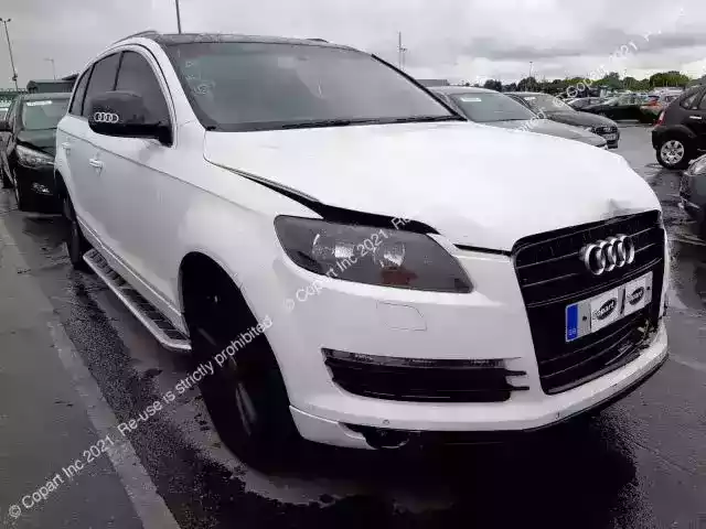 Фара левая к Audi Q7 2006