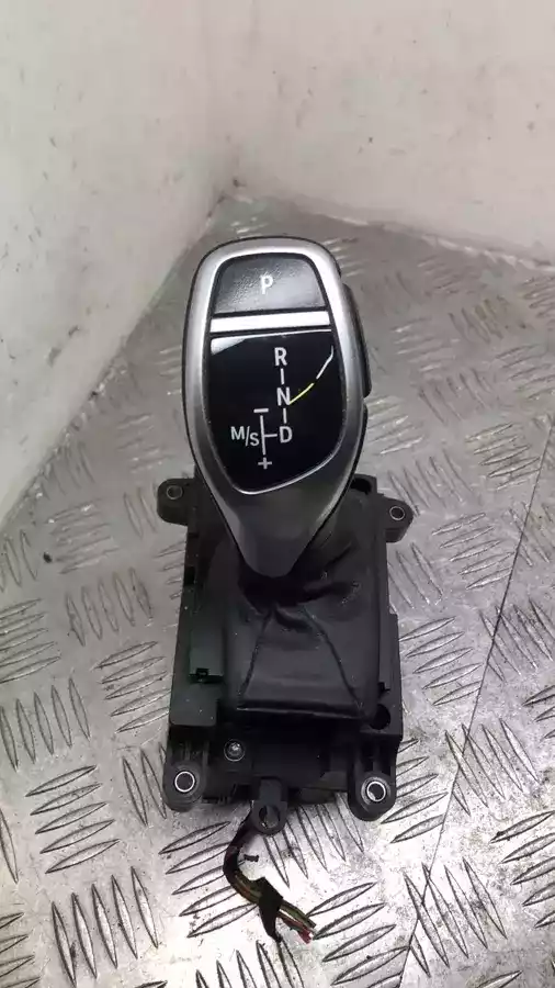 Помпа к BMW  2011