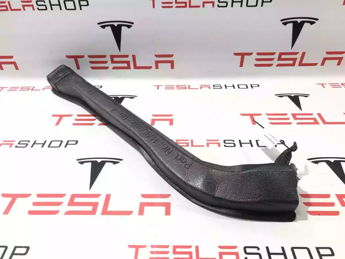 Дефлектор к Tesla Model X 2017