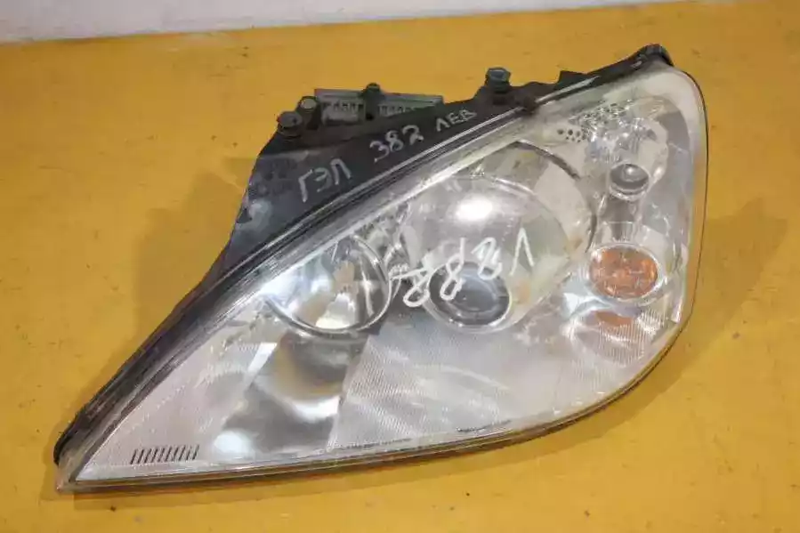 Фара левая к Ford Galaxy 2005