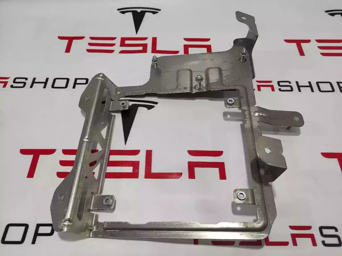 Люк к Tesla Model S 2015