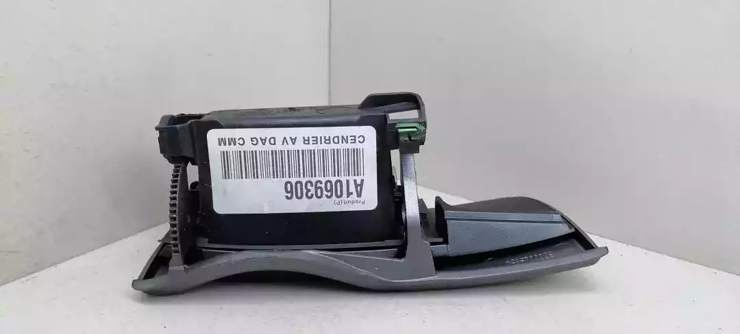 Пепельница к Renault Laguna 2004
