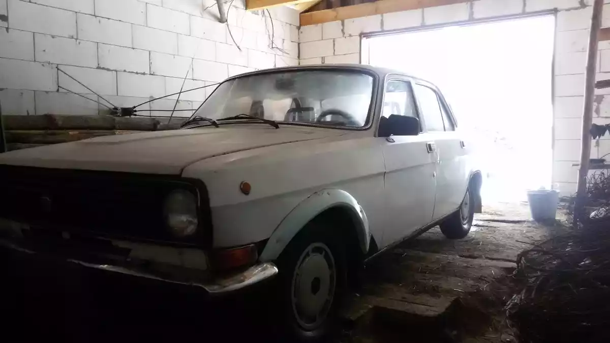 ГАЗ 24 «Волга» II (2410), 1989