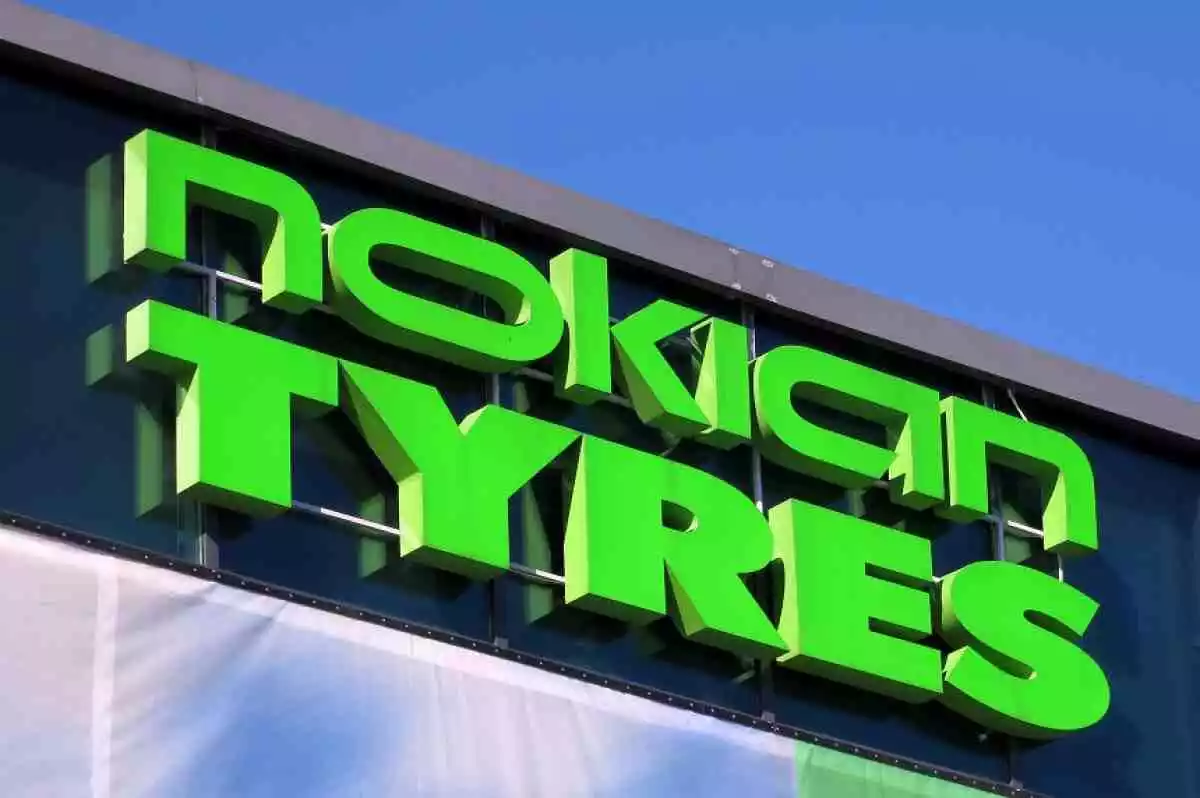 Nokian tyres. Завод Нокиан. Вывески Нокиан Тайерс. Подробности сделки Nokian Татнефть. Nokian где делается.