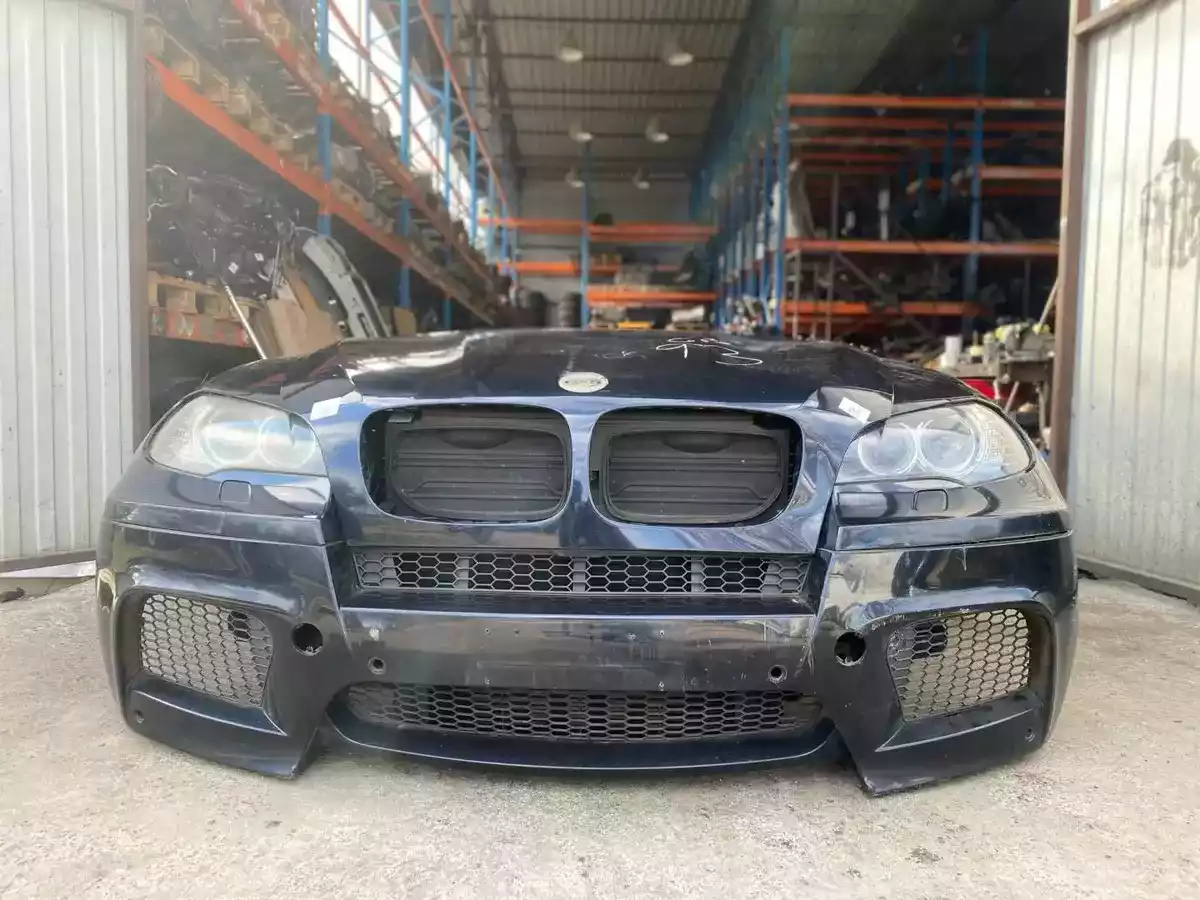 Передняя часть (ноускат) к BMW X6 M 2010