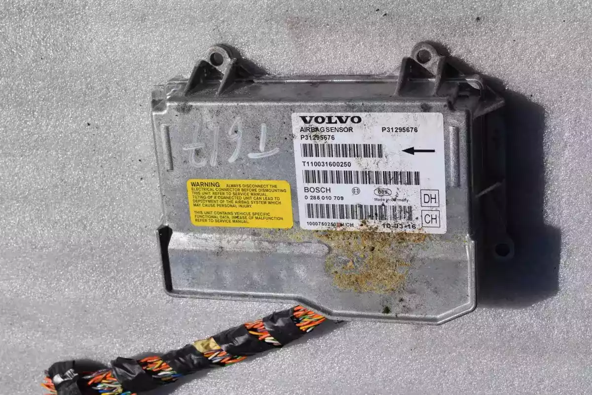 Блок AirBag к Volvo XC70 2010