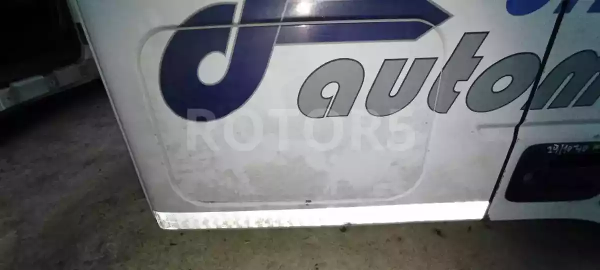 Крышка инструментального ящика к Iveco  2013