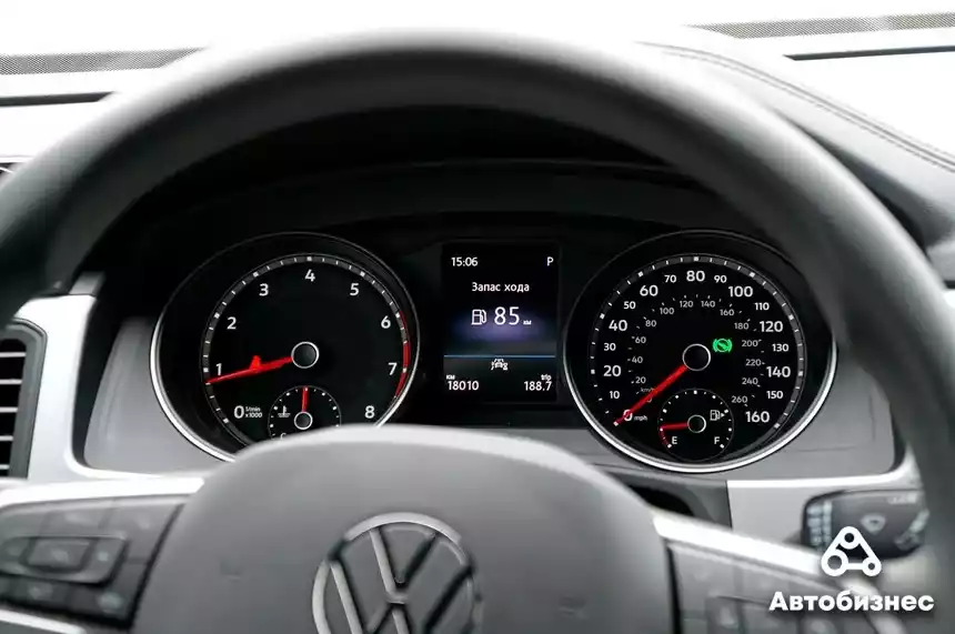 Volkswagen Atlas Cross Sport приборная панель