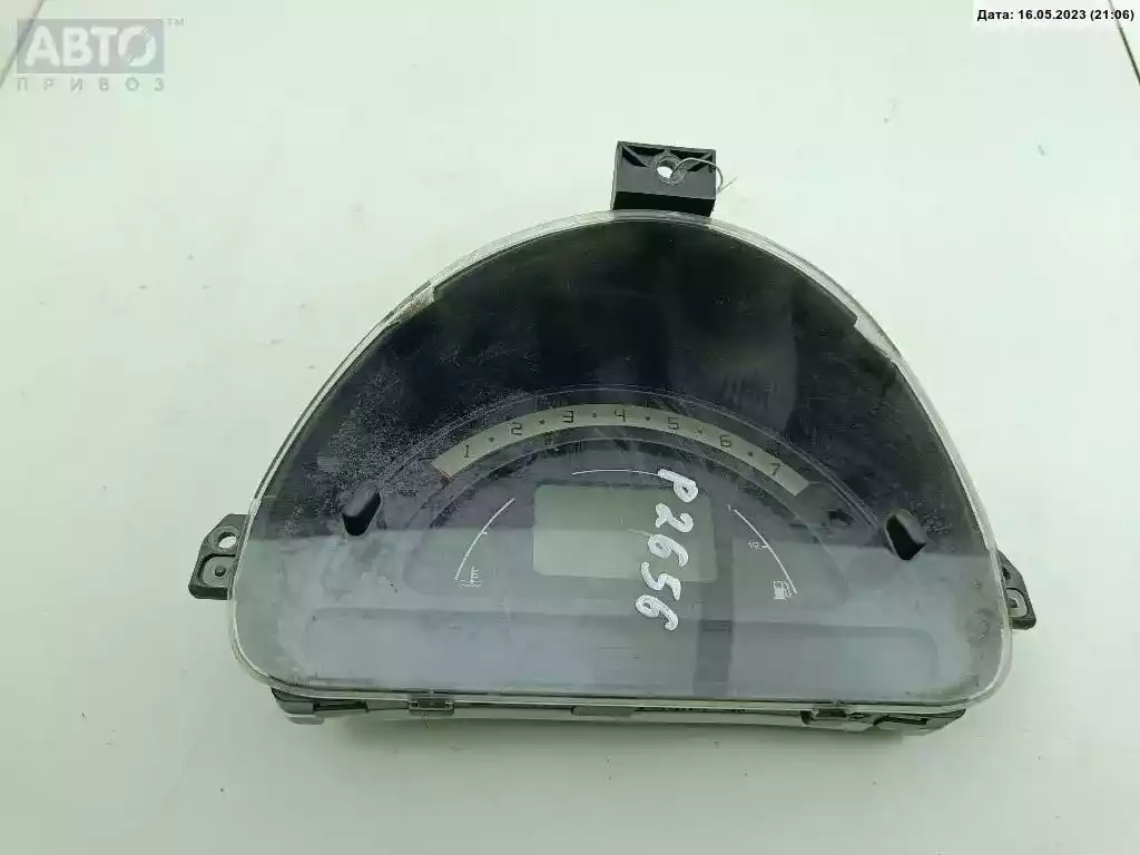 Щиток приборов (приборная панель) к Citroen C3 2003