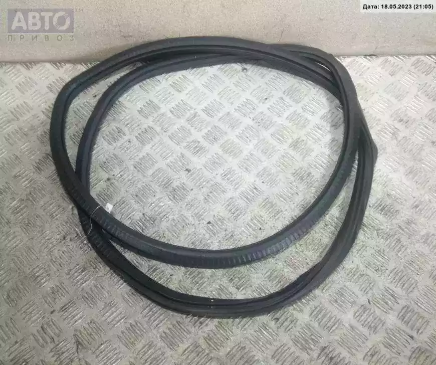 Уплотнитель к Volkswagen Polo 1999