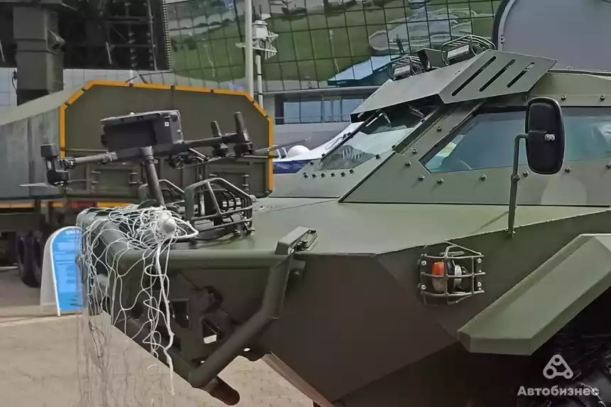 боевой модуль по борьбе с БПЛА «Кречет» на базе МБТС «Кайман»