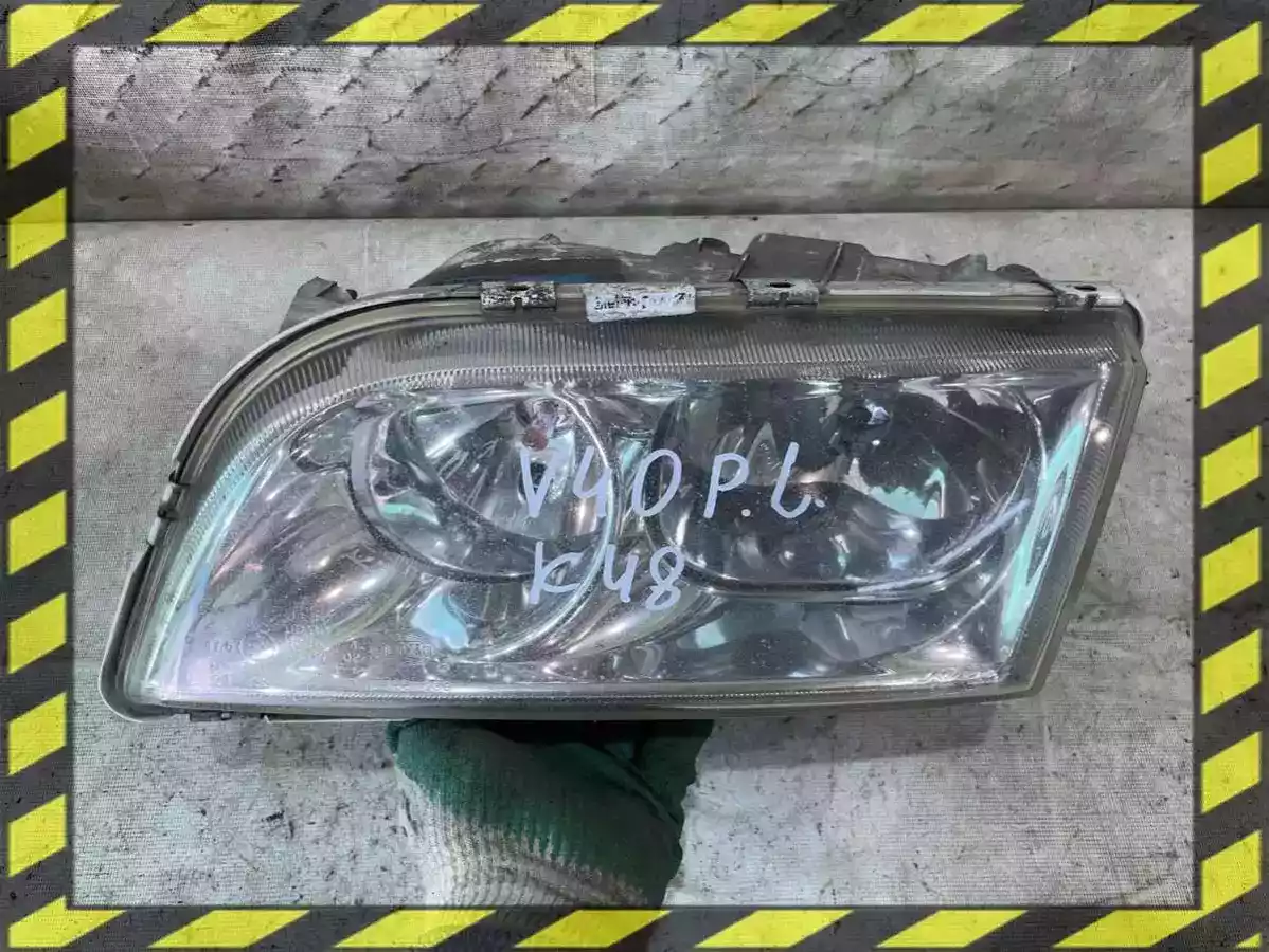 Фара левая к Volvo V40 2001