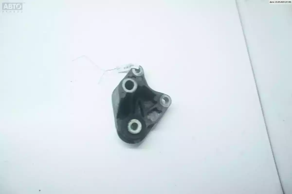 Кронштейн КПП к Ford Focus 2006