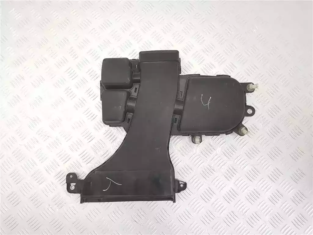 Воздухозаборник к Lexus RX 2019