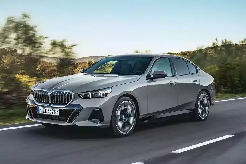 BMW 5-й серии: новое поколение представлено официально