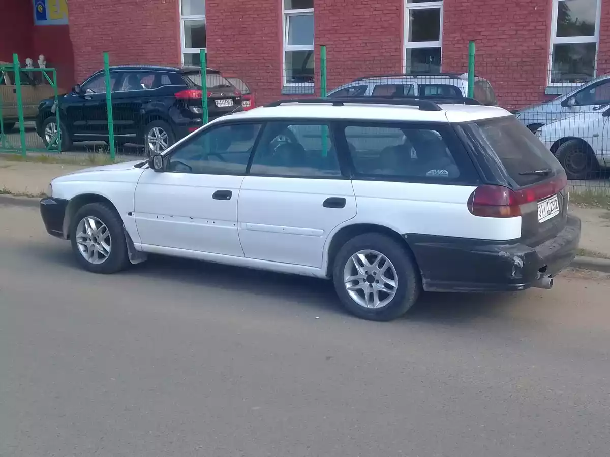 Subaru Outback I, 1996
