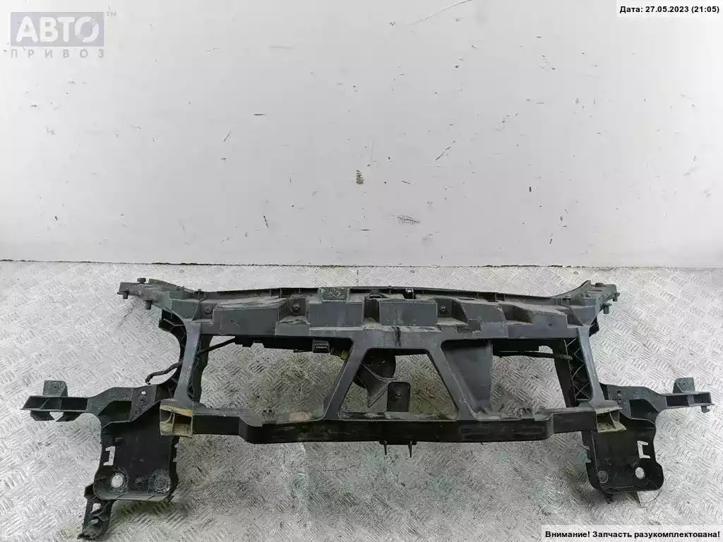Планка под капот к Renault Scenic 2005