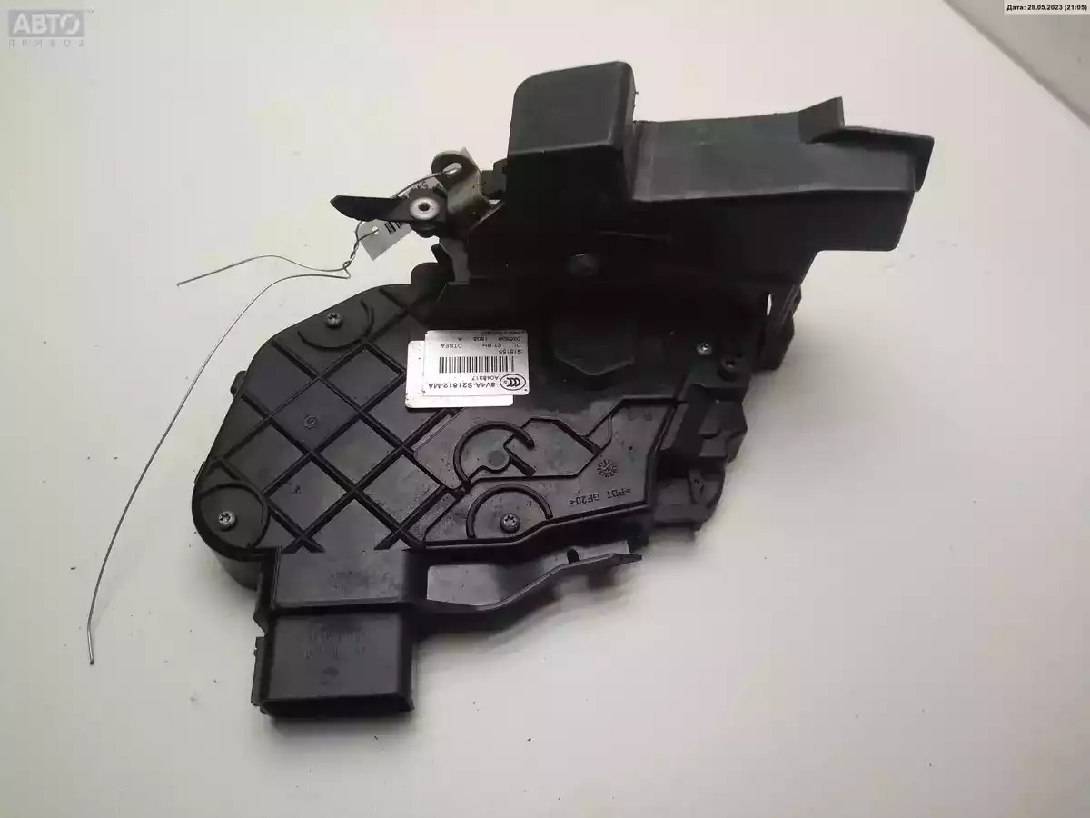 Замок двери к Ford Kuga 2009