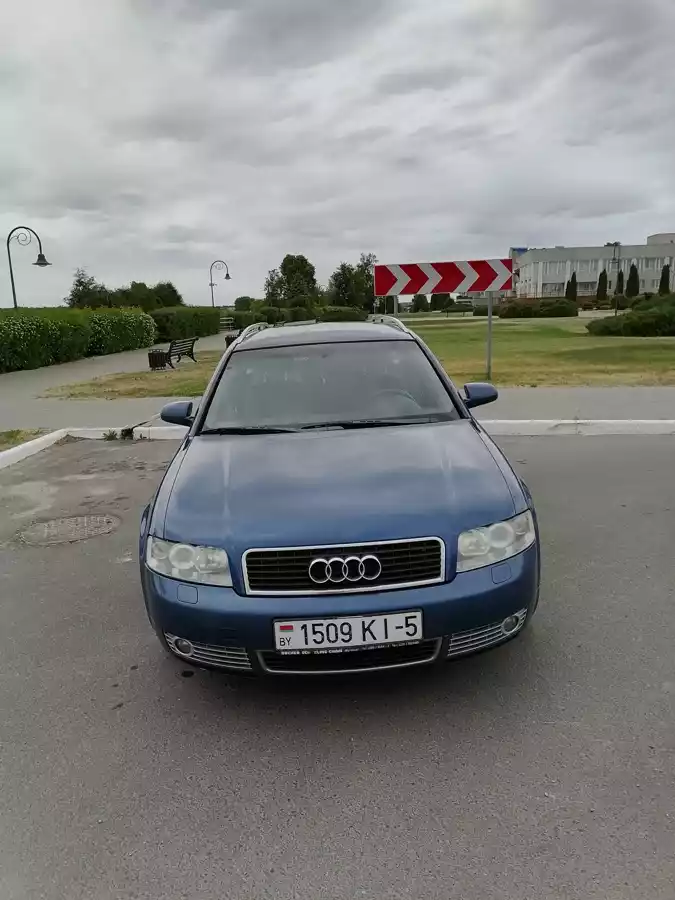 Audi A4 II (B6), 2003