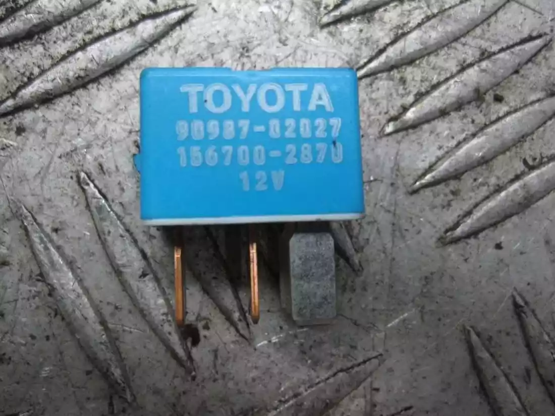 Реле (прочие) к Toyota Prius 2006