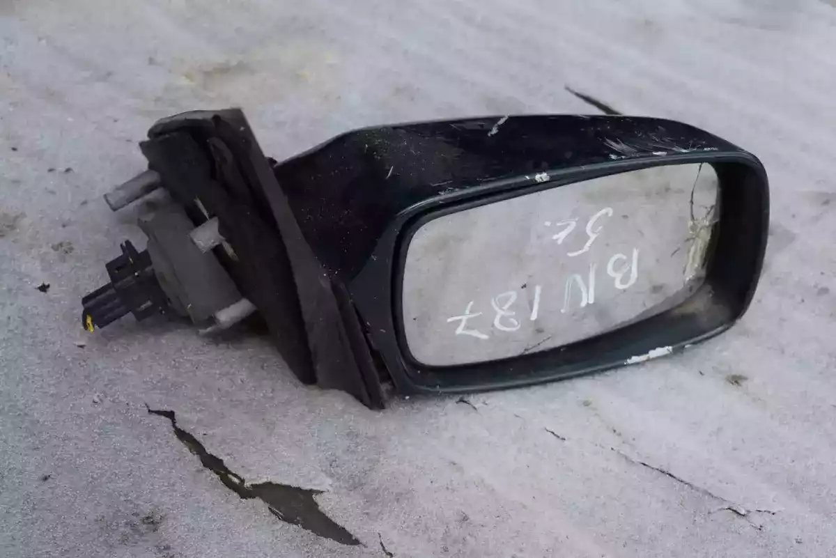 Зеркало наружное правое к Ford Mondeo 1996
