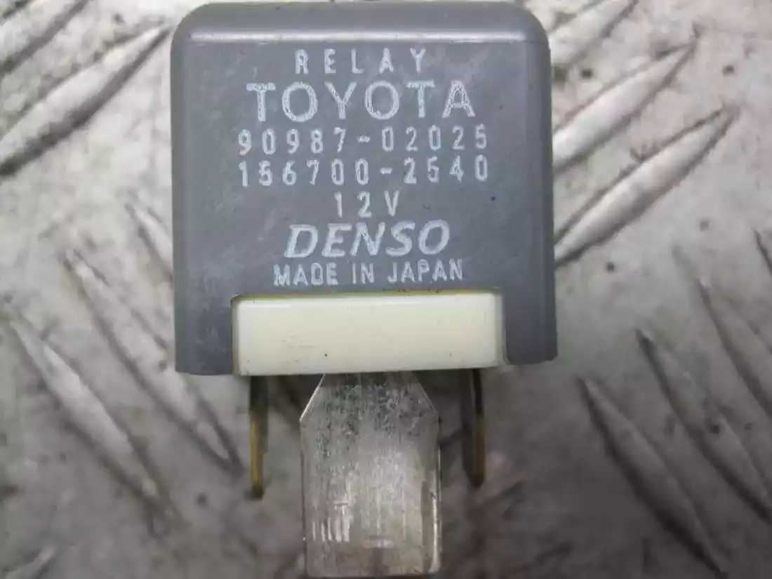 Реле (прочие) к Toyota Prius 2006