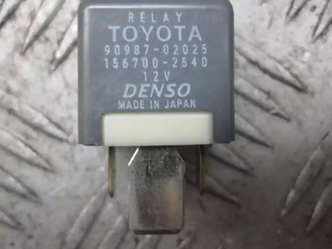 Реле (прочие) к Toyota Prius 2006