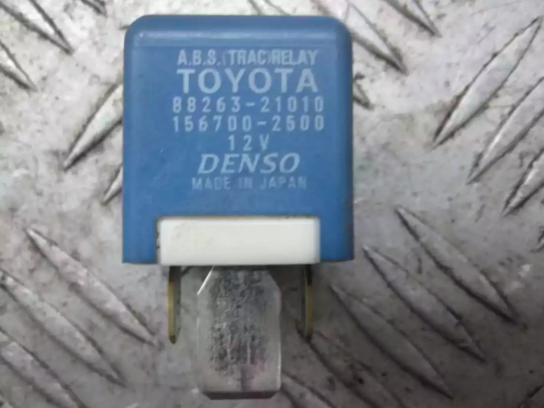 Реле (прочие) к Toyota Prius 2006