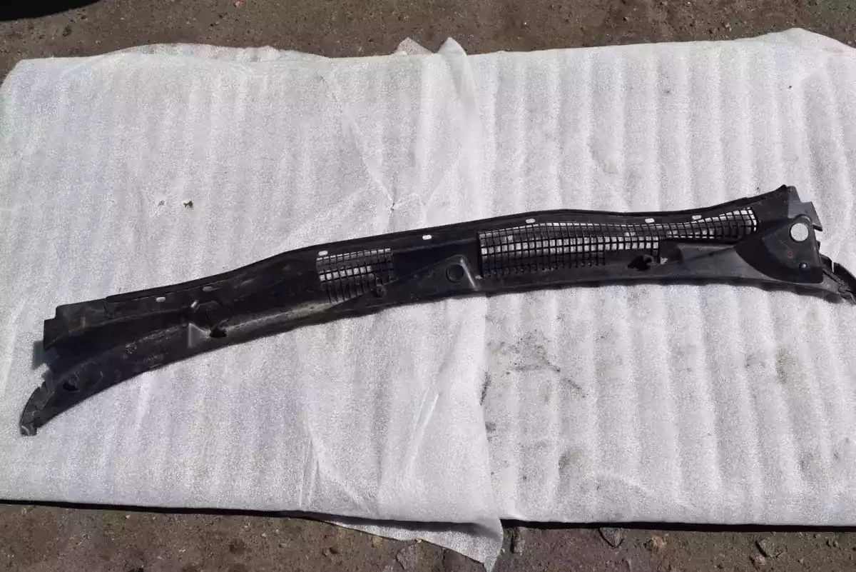 Дождевик к Nissan Primera 1996