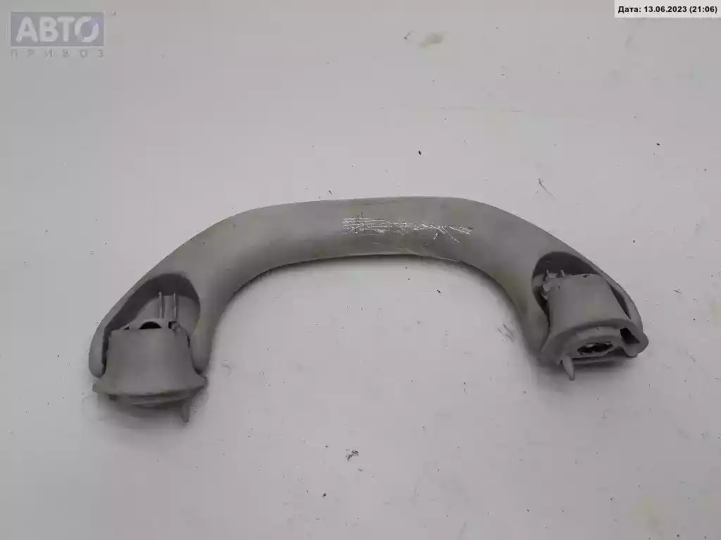 Ручка потолочная к Volkswagen Golf 2002