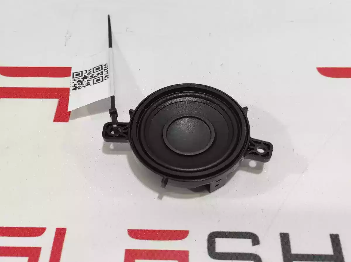 Динамик к Tesla Model 3 2020