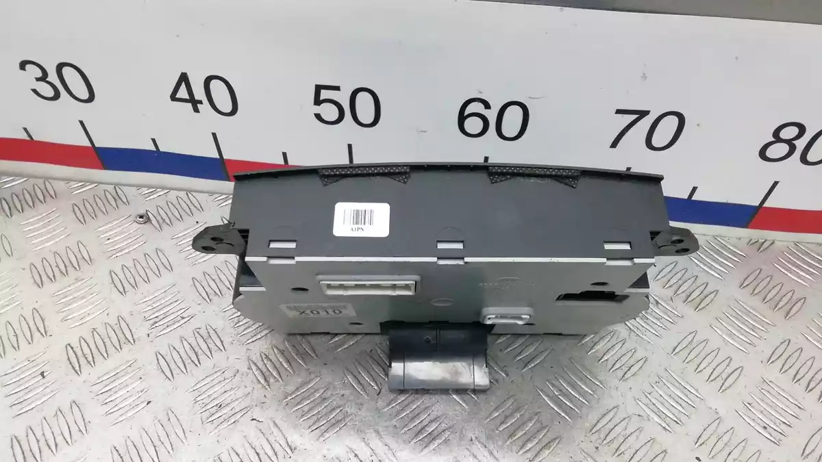 Блок управления печки (переключатель отопителя) к Kia Sorento 2011