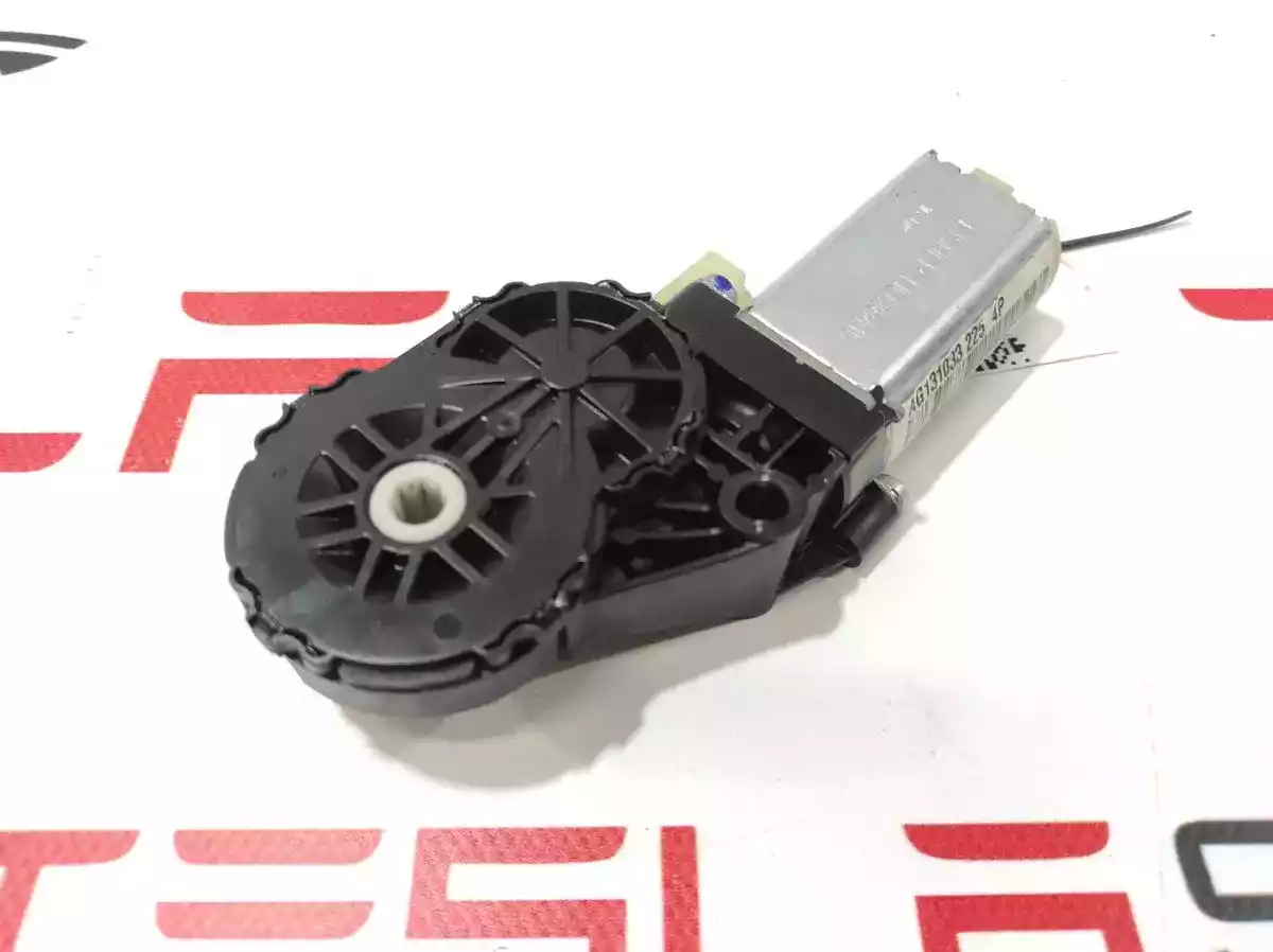 Сиденье переднее к Tesla Model S 2016