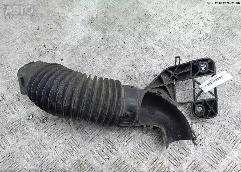 Воздухозаборник к Ford Fusion 2005